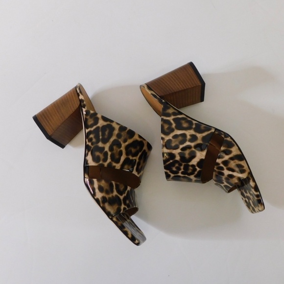 M. GEMI The Zola Camel Leopard Print Patent Leather Sandals Mules Shoes 38.5 8 - Picture 5 of 13